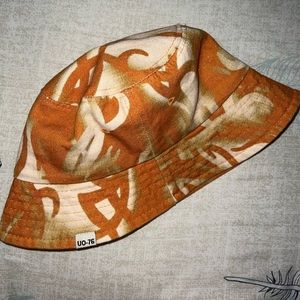 Urban outfitters bucket hat